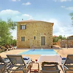 Holiday home Maison Elia With Private Pool