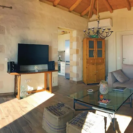 Maison Elia With Private Pool Casa de Férias